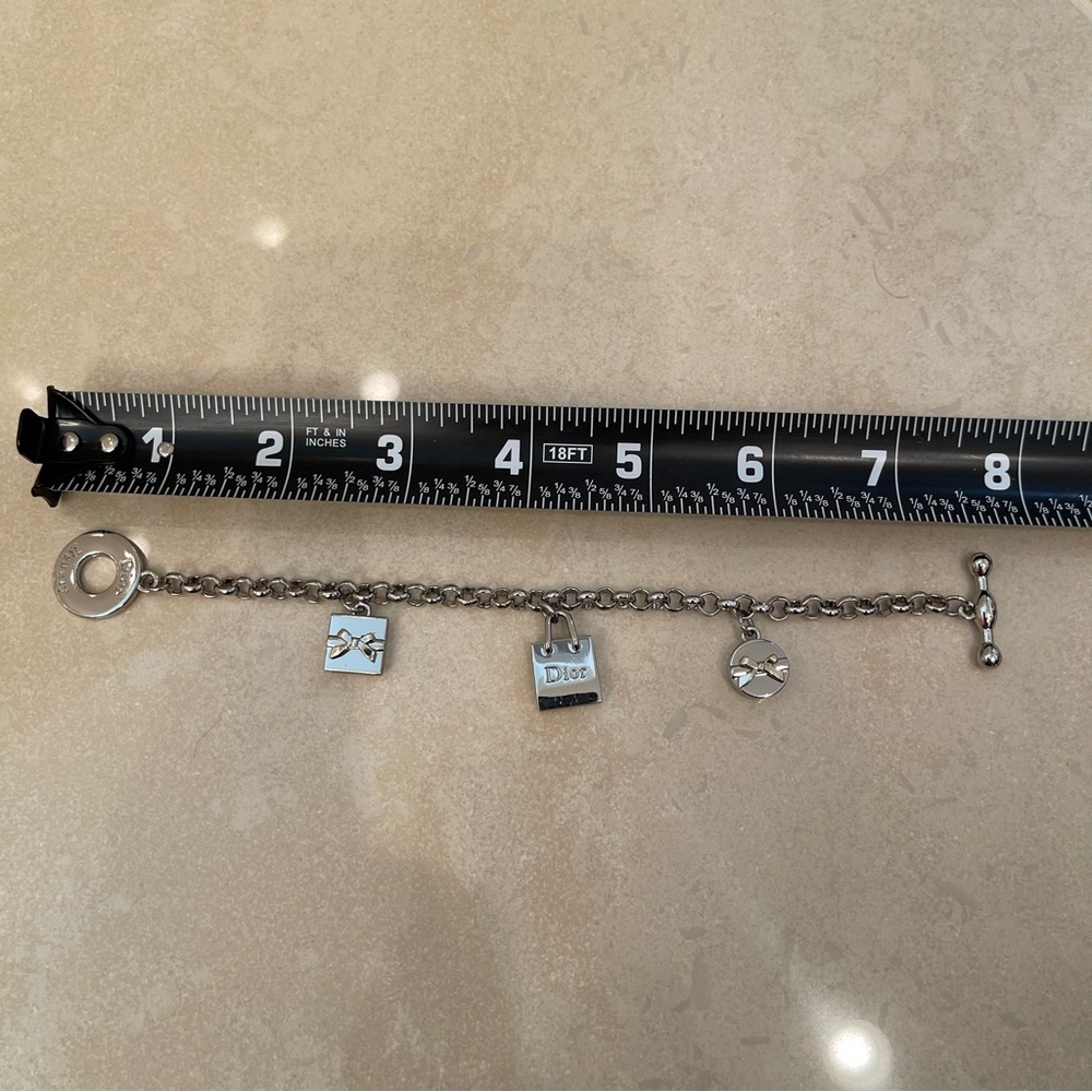 Dior Charm Bracelet 7.75” SilverTone Toggle Clasp Beauty Bundle Mini Addict Lip - Picture 12 of 14